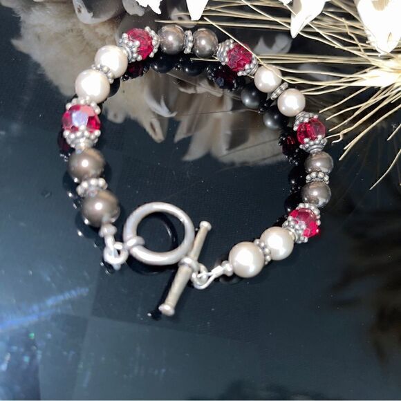Red Coral Pearl Beaded Bracelet, Sterling Silver Dainty  Sterling silver beaded red and authentic Pearl bracelet